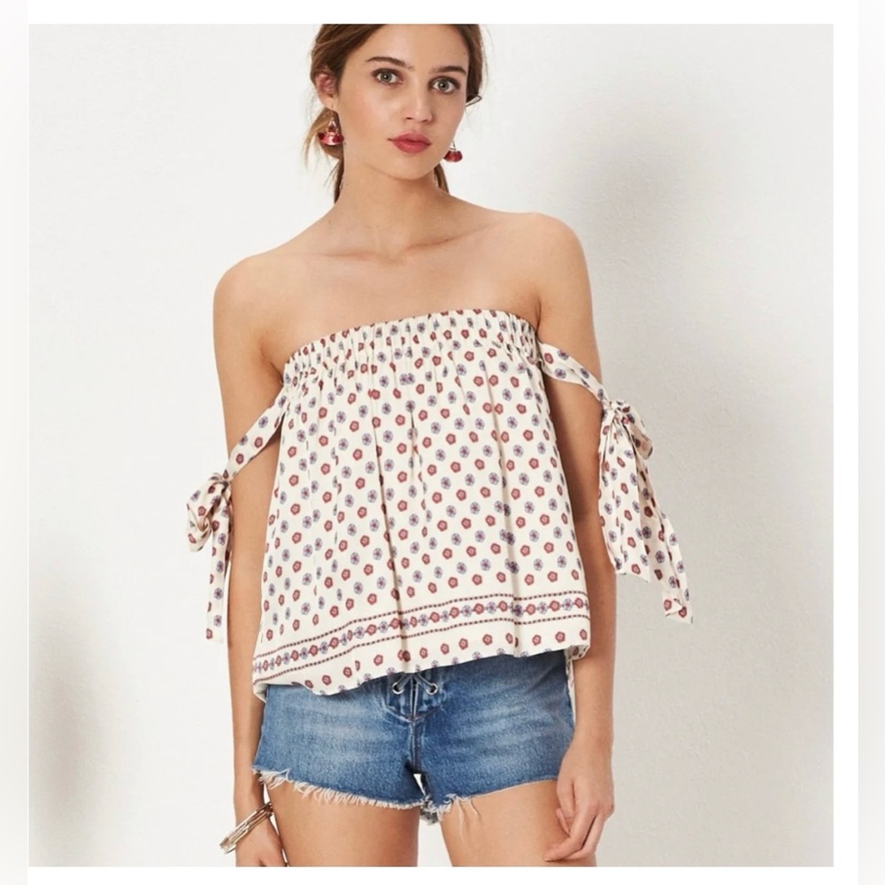 Tularosa Small Boho Floral Shoulder Tie Cropped Blouse Cream Red Blue.